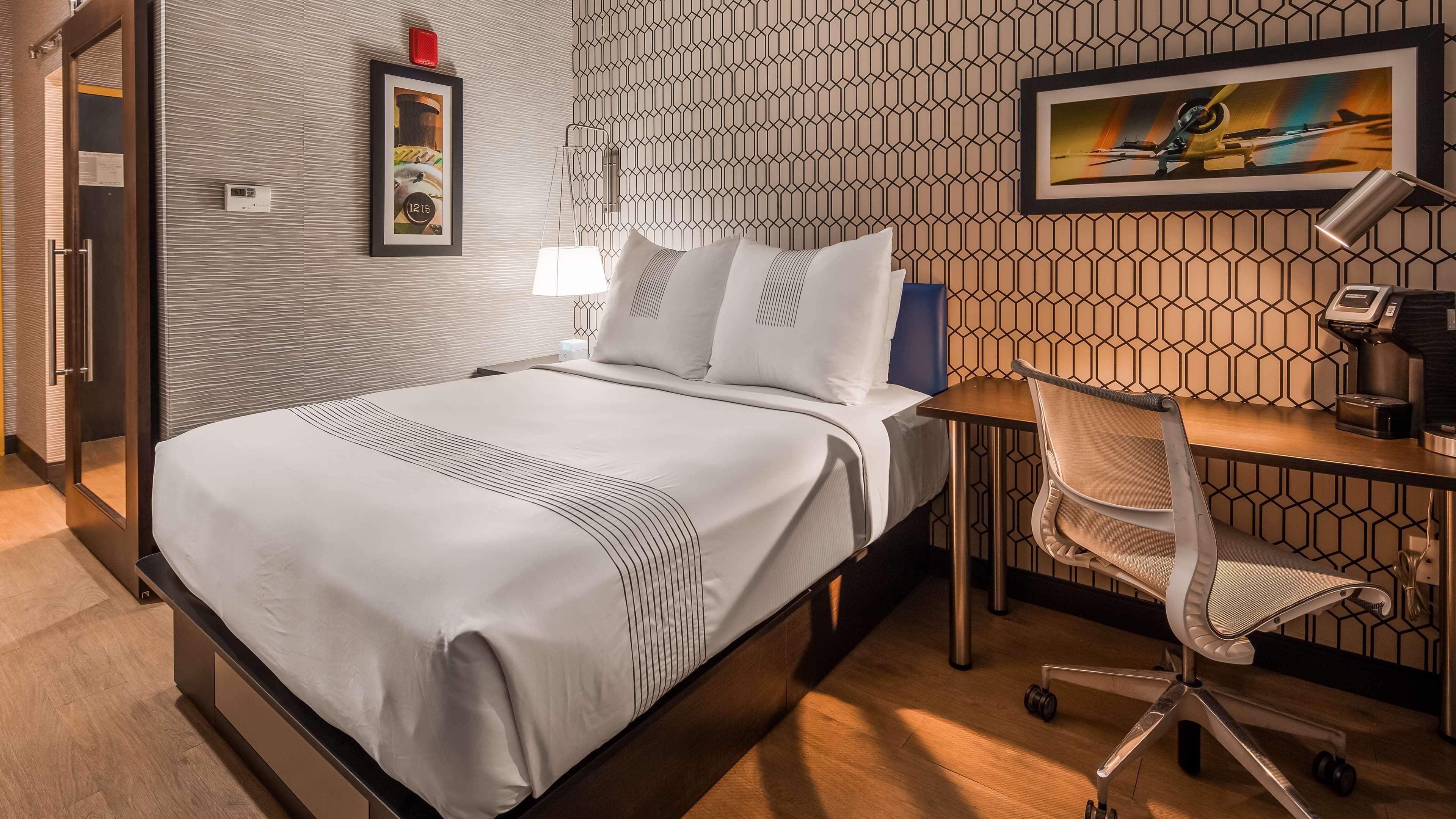 Glo Best Western Brooklyn Nyc New York Esterno foto