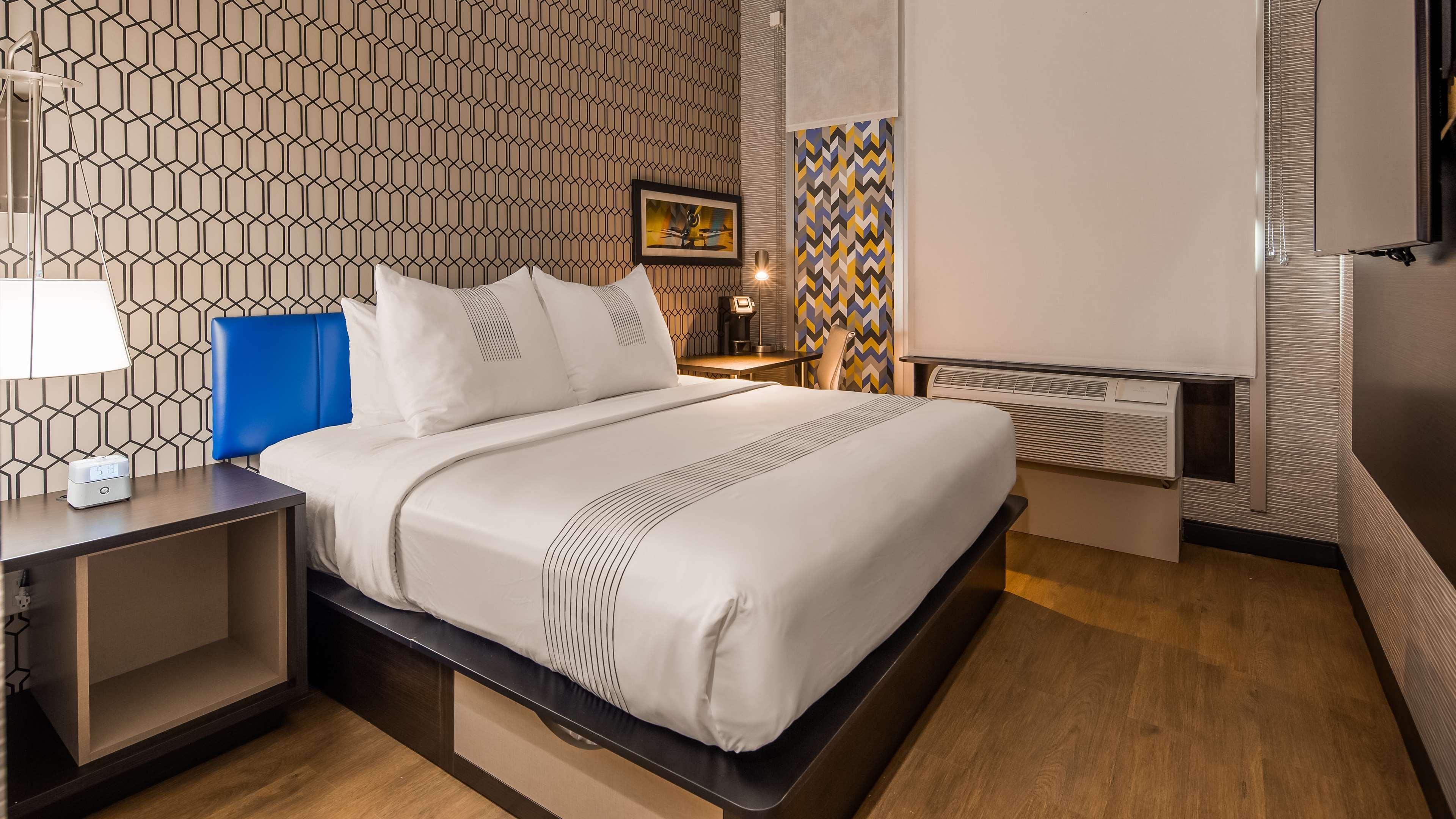 Glo Best Western Brooklyn Nyc New York Esterno foto