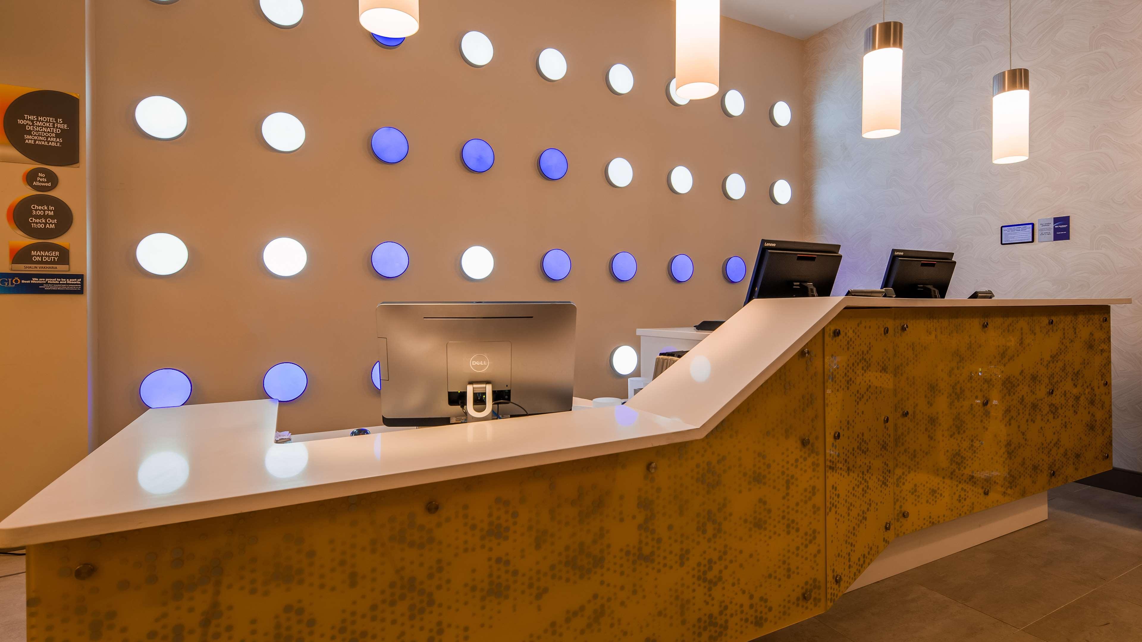 Glo Best Western Brooklyn Nyc New York Esterno foto